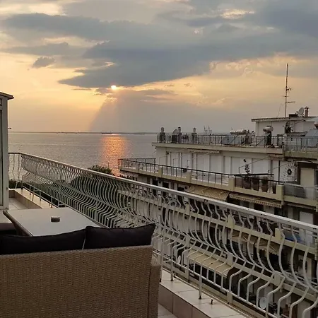 Magic Roof, Sea & Sunset!!! 塞萨洛尼基